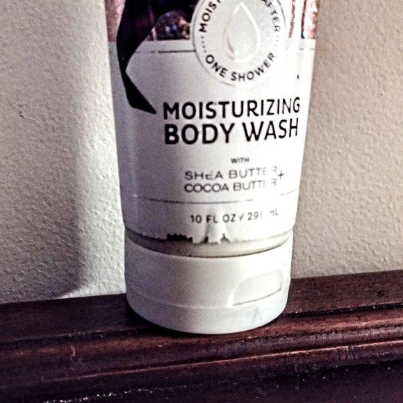 Bath & Body Works ~ A THOUSAND WISHES ~ Moist. Body Wash (Shea/Cocoa) 10 Oz FULL - Picture 3 of 3